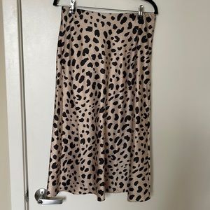 LEOPARD SATIN MIDI SKIRT